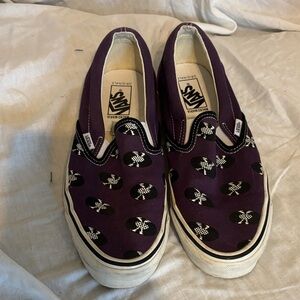 VANS x 2001 Wacko Maria OG is Slip-On Sneakers, Purple Record Pattern